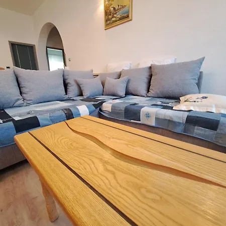 Bonaca Apartment