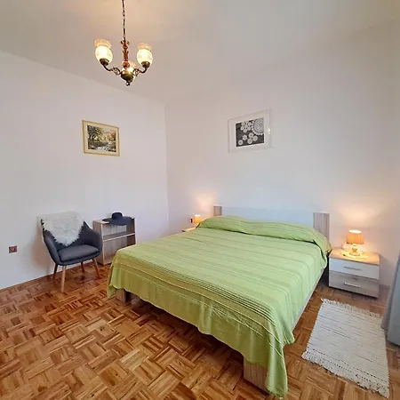 Bonaca Apartment *